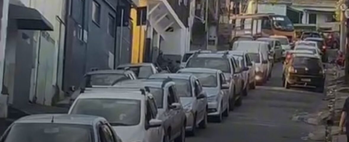 Filas de congestionamentos foram registradas pelo líder comunitário Welligton Sapão